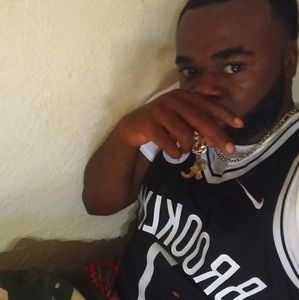 Meet your Posher, Leon